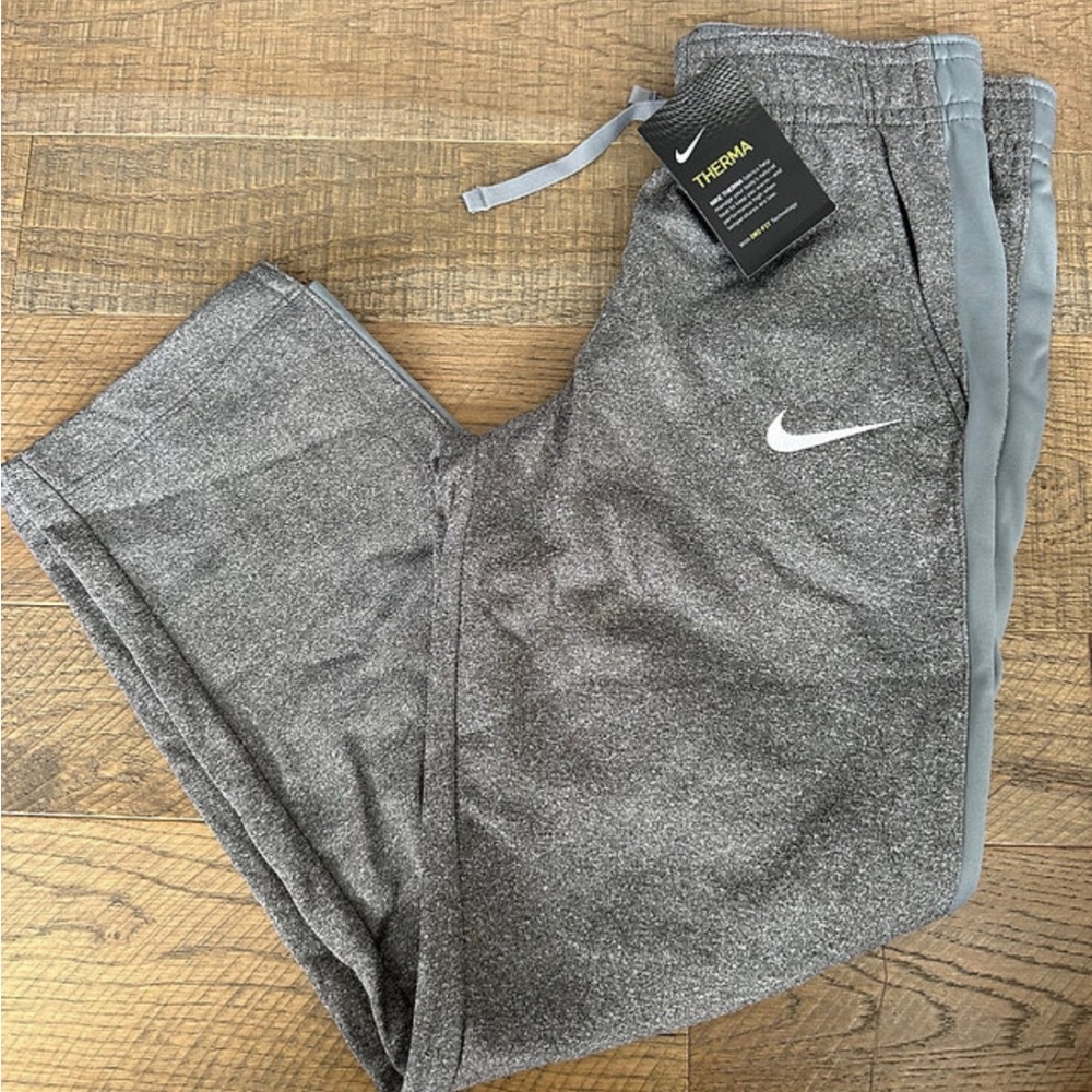 Nike Big Girl Therma Sweatpants